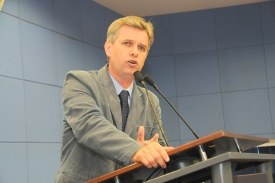 Projeto garante plena acessibilidade de deficientes a seções eleitorais