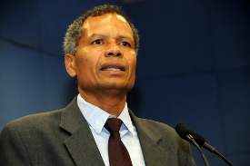  Sancionada lei que institui programa de caçambas comunitárias