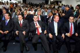Vereadores, prefeito e vice são diplomados na Justiça Eleitoral