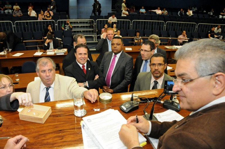 Câmara abre Comissão de Estudos para analisar situação de escola de música