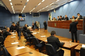 Câmara entrega diploma de Mérito Jurídico 
