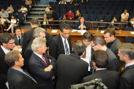 Câmara faz duas extraordinárias para votar projeto do Executivo