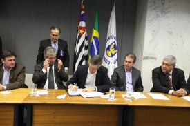 Câmara intervém e Prefeitura e Itaú firmam parceria para monitoramento