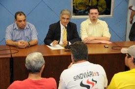 Câmara intervém e tenta diálogo entre agentes de trânsito e Emdec
