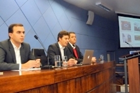 Câmara sedia audiência sobre digitalização do rádio no Brasil