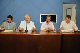 Comissão de Idosos discute dispensação de medicamento de uso contínuo