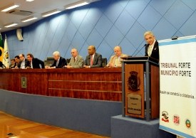 Diretor do TCE alerta Legislativo sobre ação fiscalizadora