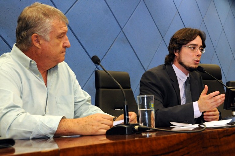 Médico denuncia medicalização e diz que Brasil vive “epidemia de transtornos”
