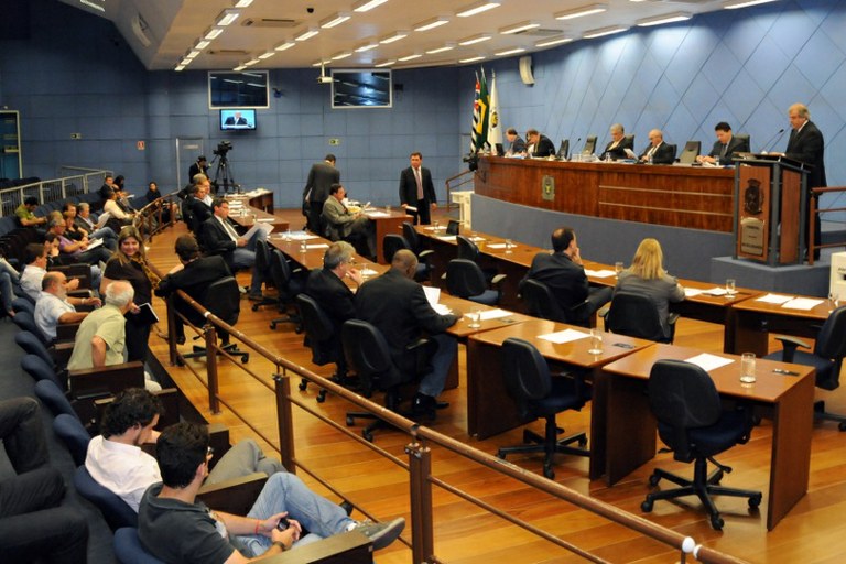 Oito projetos estão na pauta de segunda-feira (09/09)