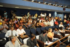 Pauta da sessão desta quarta-feira terá seis itens em votação