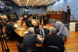Pauta de extraordinária terá nove projetos em votação