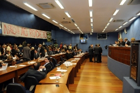 Resultado da votação da sessão desta segunda-feira 