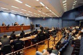 Seis projetos estão na pauta de segunda-feira da Câmara 