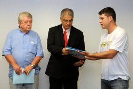Transportadores escolares querem regulamentação da categoria