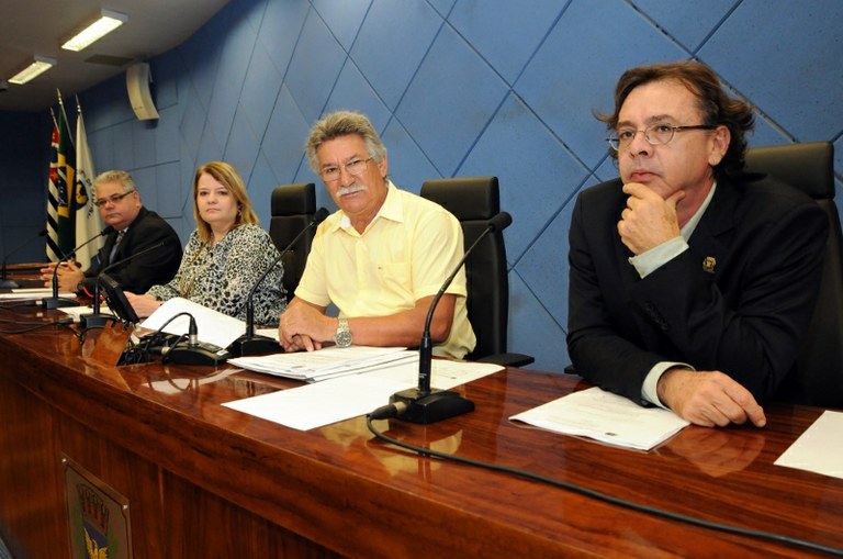 Venda de potencial construtivo pode ser a solução para o Convivência, diz secretário