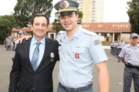 Vereador é homenageado por sociedade dos veteranos de 1932