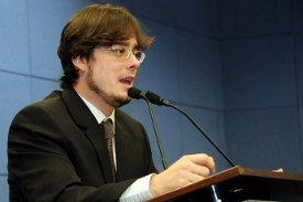 Vereador vai ao MP e pede abertura de inquérito da tarifa