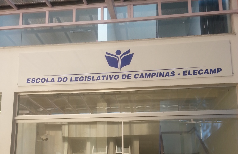 Câmara inaugura primeira Escola do Legislativo da RMC