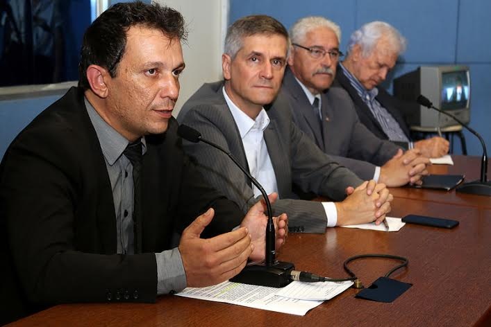 Comissão de Segurança debaterá com delegados lei que regulamenta vigias de rua