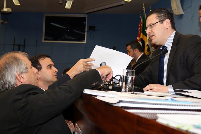 Presidência da Câmara quer criar representação de vereadores para acompanhar caso do leilão do Brinco de Ouro