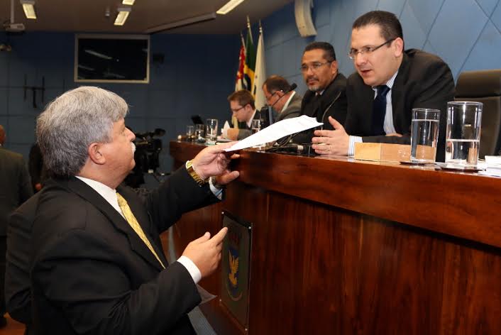 Vereador Schneider propõe instalação de CEE para discutir Plano Municipal de Educação