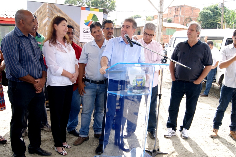 Vereadores acompanham início das obras de Creche no bairro Gleba B