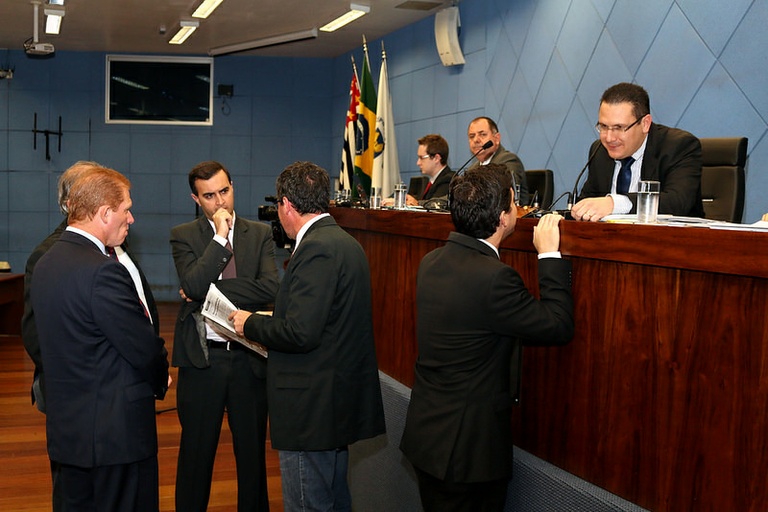 Vereadores votam PLC de autoria do Executivo que amplia faixa de imóveis com isenção do IPTU – se for aprovado cerca de 4.500 moradias populares serão beneficiadas