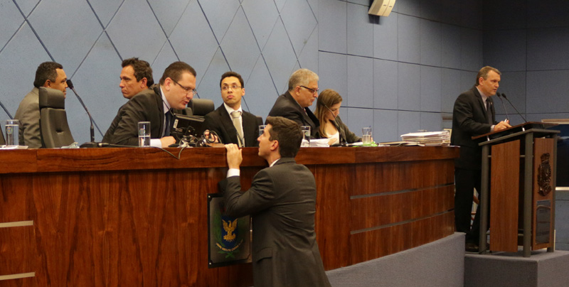 Agora é pra valer! Após seis anos de luta, Distritos do Ouro Verde e Campo Grande são aprovados na Câmara e sairão no papel para beneficiar quase 500 mil pessoas