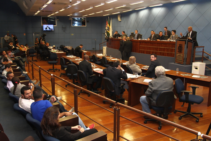 Vereadores analisam oito PL's na sessão da próxima segunda-feira (17/08); entre eles o que obriga a venda de créditos para Bilhete Único em todos os terminais de ônibus da cidade