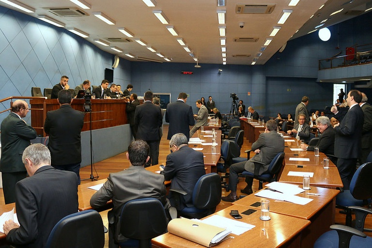 Legislativo encerra sessões ordinárias com 18 PL's na pauta; entre eles 2ª discussão do orçamento do município 