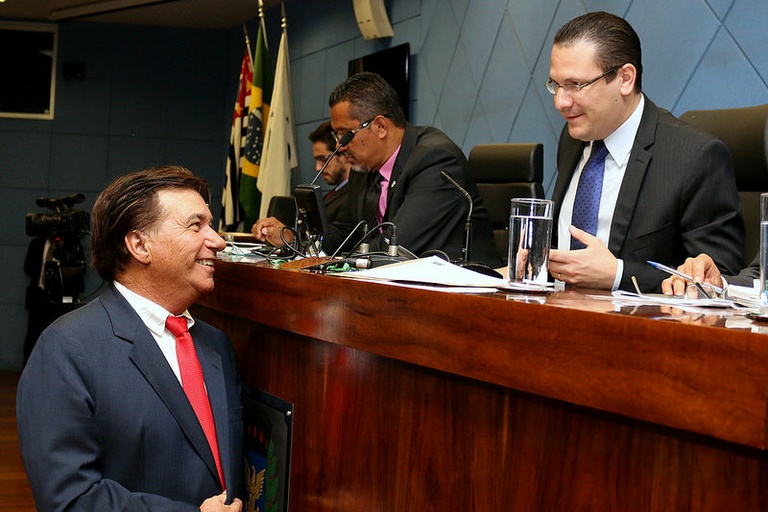 Vereadores analisam oito projetos na sessão desta quarta-feira (09/12)