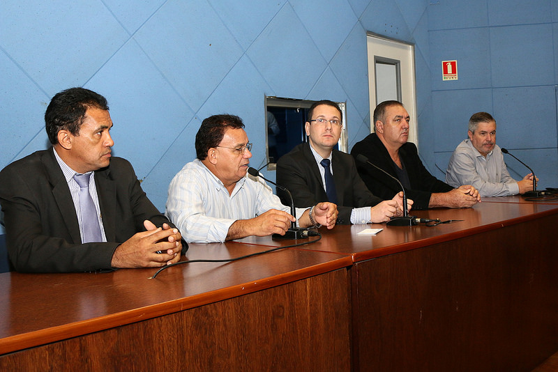Parlamento Metropolitano indica Rafa Zimbaldi como novo presidente