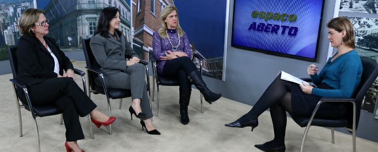 Espaço Aberto discute a Campanha do Agasalho 2015 com a primeira dama Sandra Ciocci