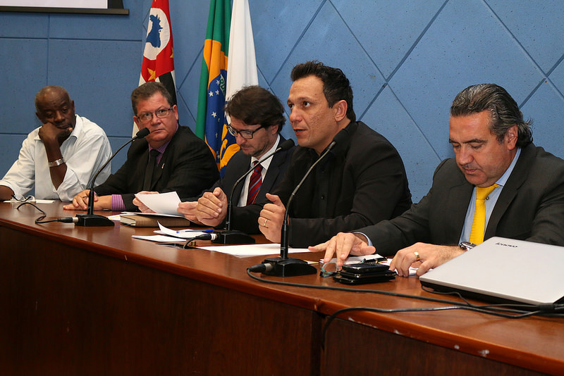 Em reunião da Comissão Permanente de Segurança, entidades decidem criar fórum permanente para combater roubo de carga na RMC
