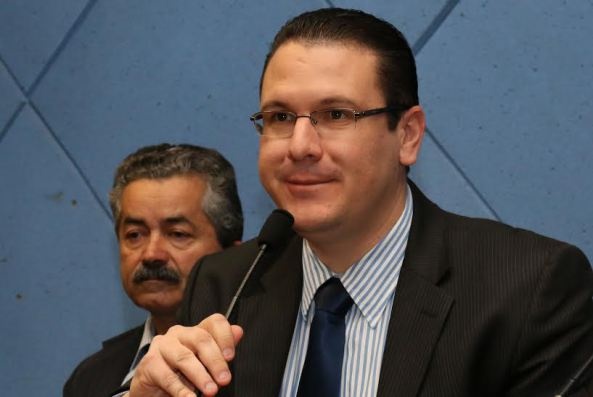 Sob comando de Rafa Zimbaldi, Parlamento da RMC se reúne na sexta (26) para discutir estatuto e campanha por um milhão de árvores