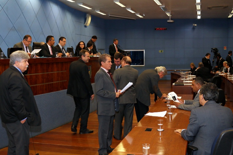 Câmara aprova lei para isenção de IPTU a imóveis de até 55 metros quadrados e 20 mil Ufics