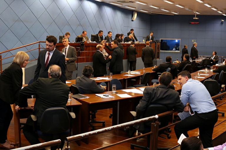 Câmara discute Reforma Política com a presença de deputados federais