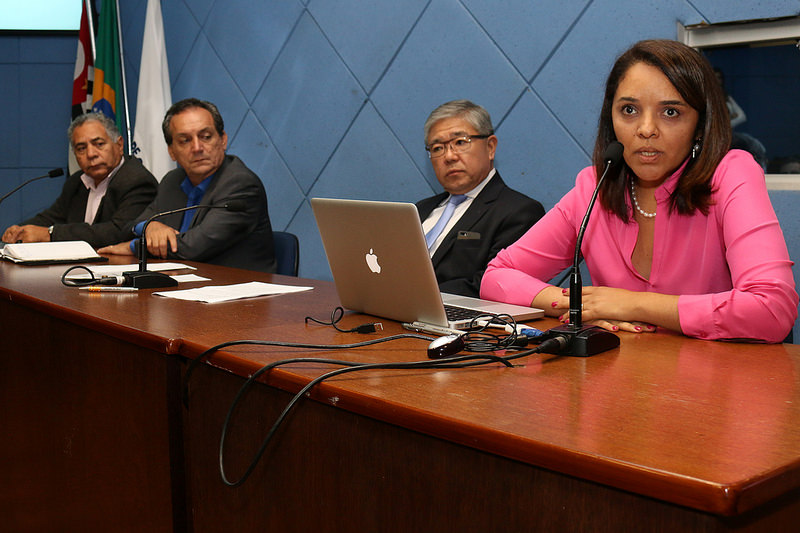 CEE contra Obesidade alerta para necessidade de mudar leis e hábitos alimentares