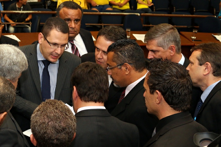 TCE rejeita contas da Prefeitura de 2011 e Câmara notifica Hélio, Demétrio e Pedro Serafim para apresentarem defesa no Legislativo