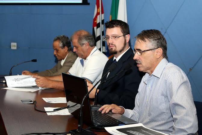 Em audiência na Câmara, diretor do Fundo Municipal de Saúde critica estagnação de repasses federais