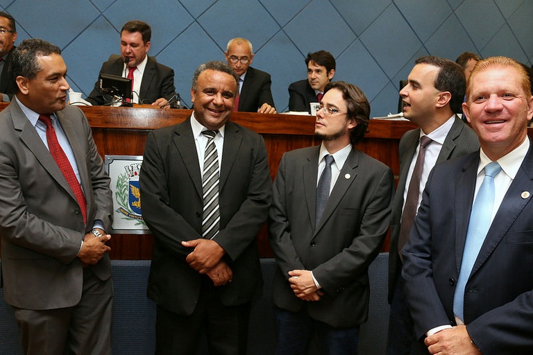 Com a presença da secretária de Municipal de Habitação, Comissão de Estudos se reúne - nesta terça-feira (24/11) - para iniciar trabalho de regularização fundiária