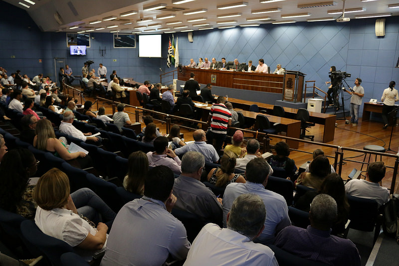 Com intensa participação popular, Lei Orçamentária para 2016 foi debatida em Audiência Pública  nesta quinta (5)