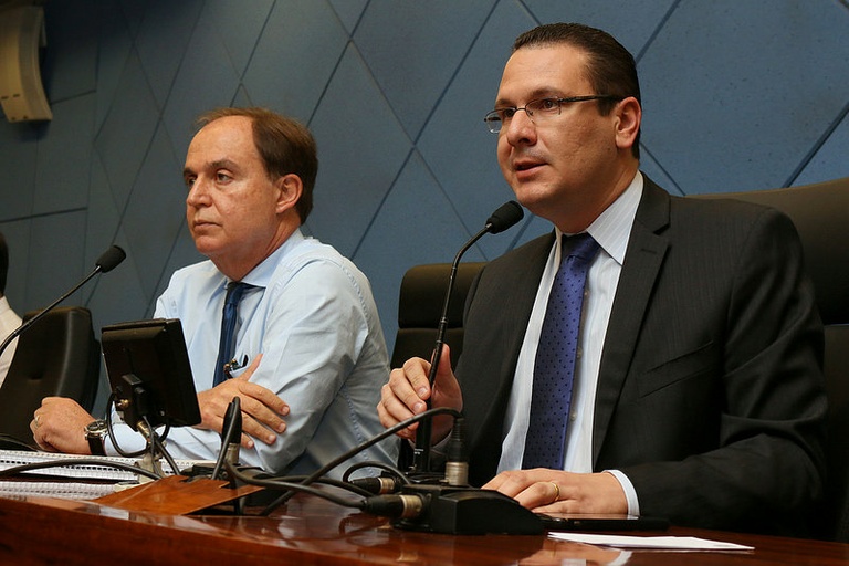 Parlamentares da Região Metropolitana se reúnem na Câmara de Campinas para implantação de Frentes Pró Santas Casas e Hospitais Filantrópicos