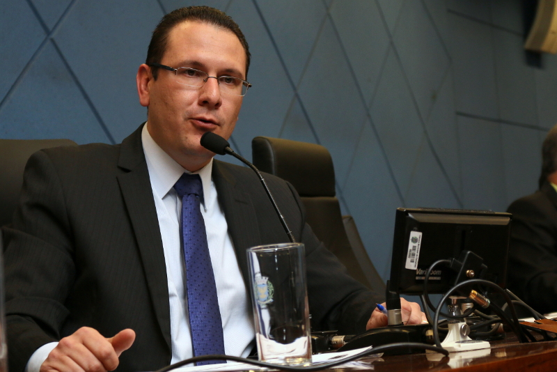 Câmara aprova moção de Rafa Zimbaldi apelando ao governador para não fechar escolas estaduais em Campinas