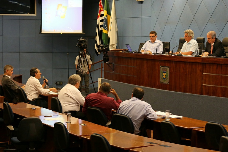 Câmara fez nesta quarta três audiências públicas seguidas sobre projetos do Executivo, entre eles PL que terceiriza e amplia zona azul
