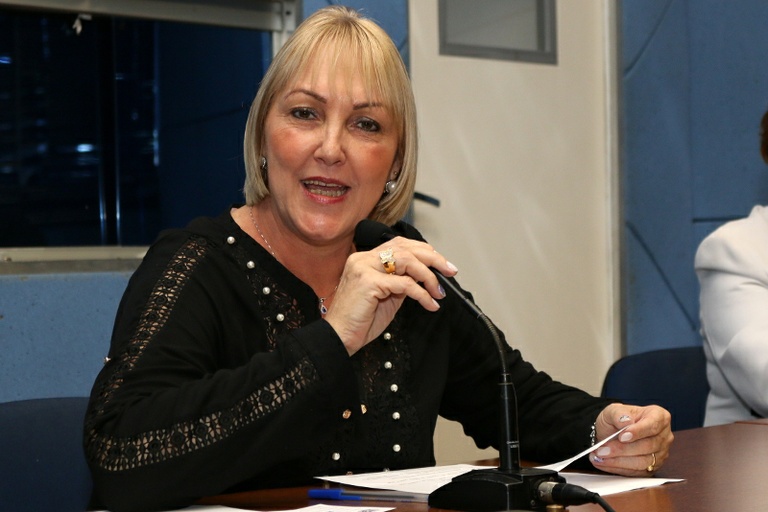 Comissão da Mulher recebe – na próxima segunda-feira (26/10) - paciente que venceu o câncer de mama 