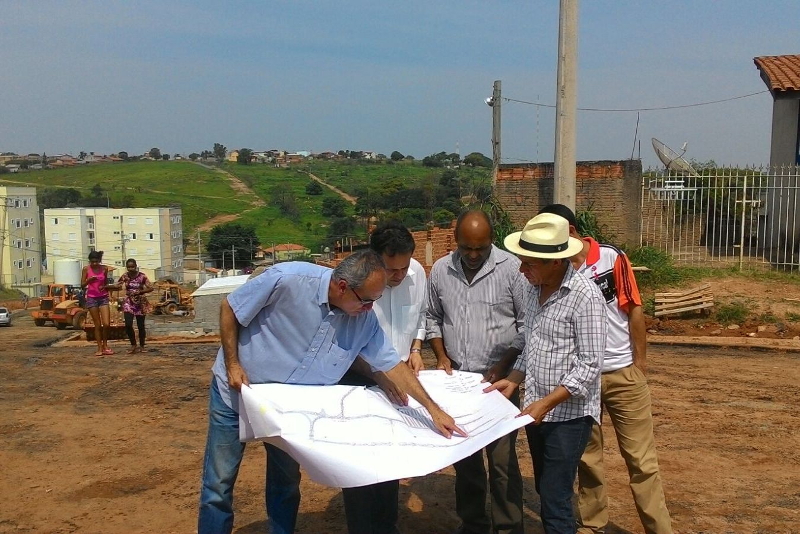 Comissão de acompanhamento das obras públicas realiza primeira visita 
