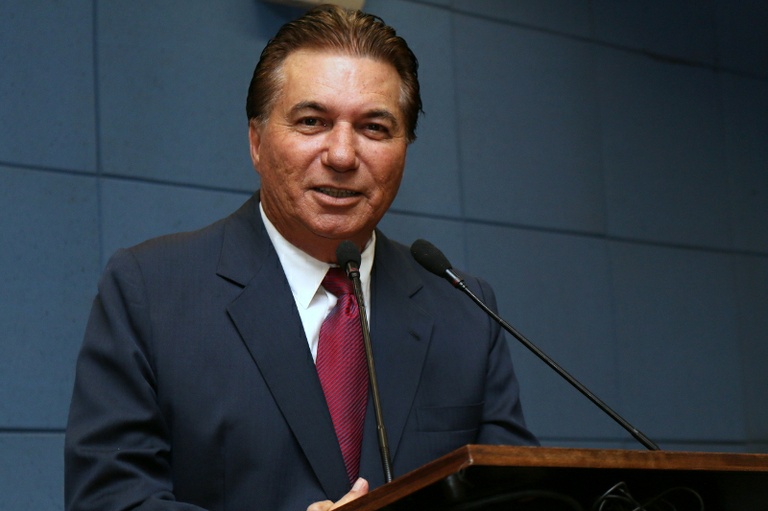 Vereador Aurélio protocola PL que determina separação de lixo por todas as fontes geradoras