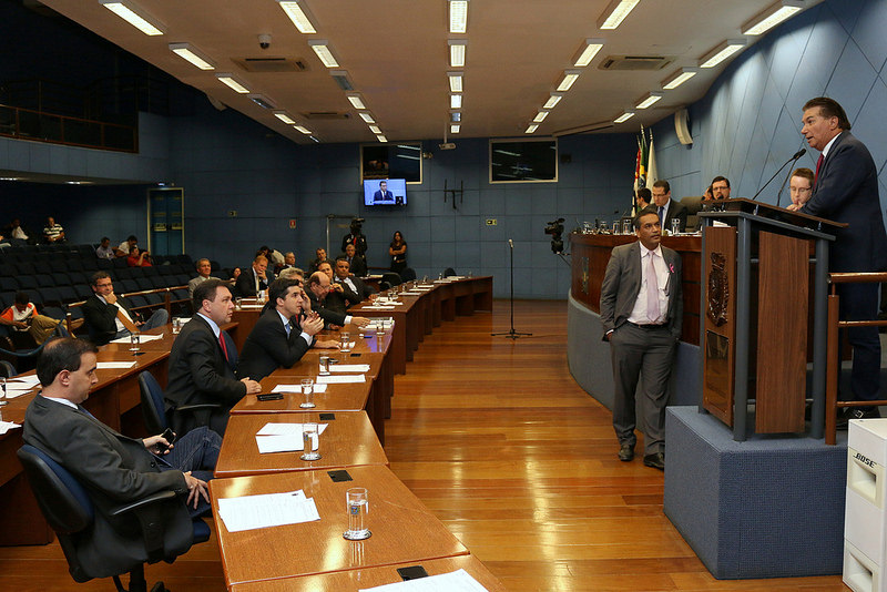 Vereadores aprovam, em 1ª votação, o PRO-REGEM: programa para empresas regularizarem  situações relativas a alvarás
