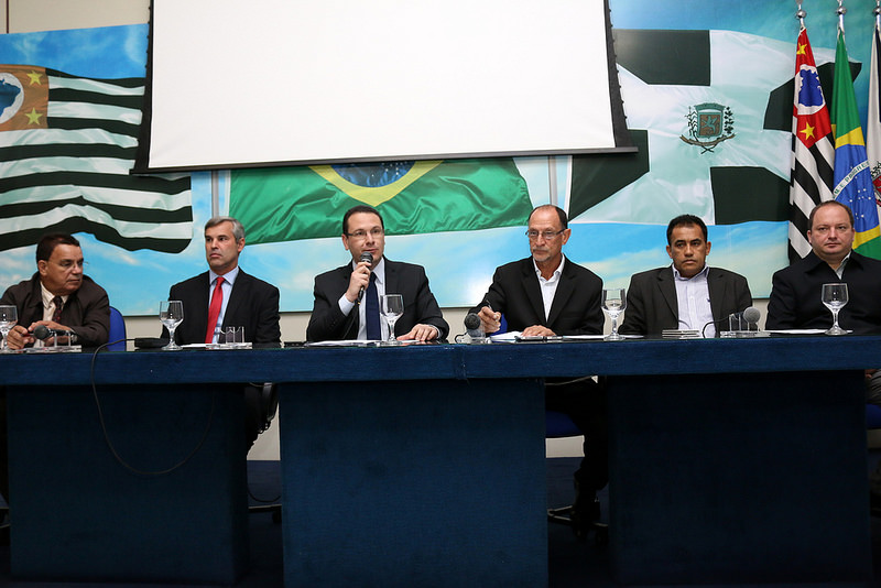 Encontro nacional de vereadores é proposto em reunião do Parlamento da RMC realizada em Nova Odessa